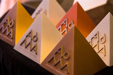 ADVERTISING & MARKETING AWARDS – СИМВОЛ ДОСТИЖЕНИЙ В СФЕРЕ МАРКЕТИНГА И РЕКЛАМЫ