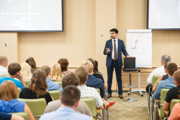 Борисов. Семинар «Основы маркетинга: как между собой все работает»